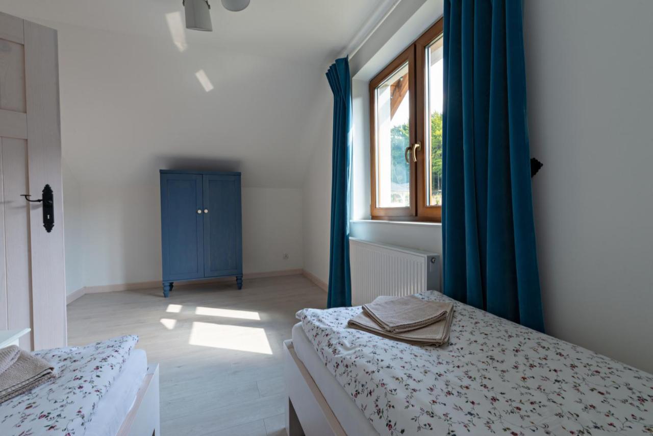 Malinowe Wzgórze domki 90 m2 z sauną i balią Krzeszna Exterior foto